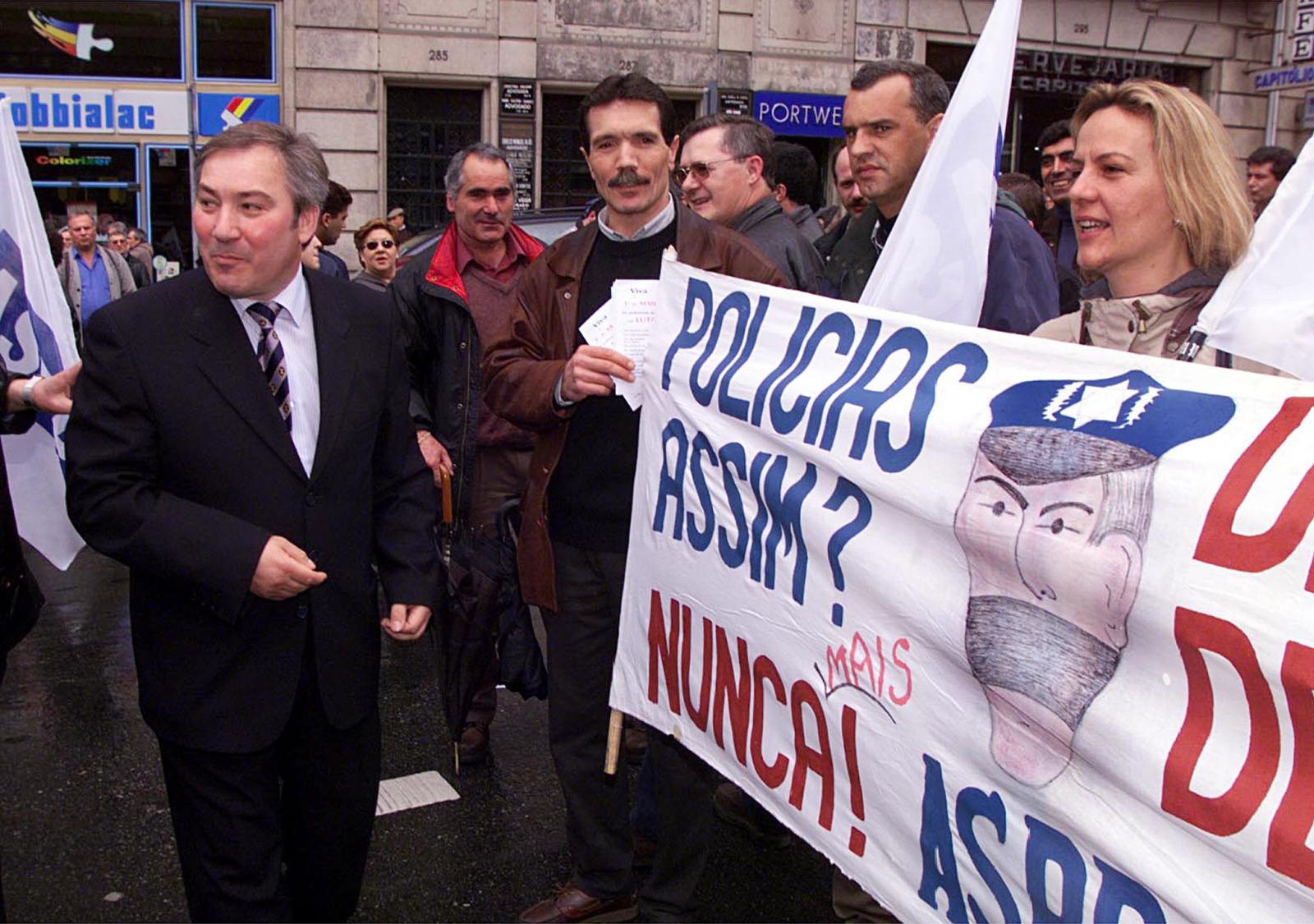 Alberto Torres na manifestação do 1º de Maio, no ano 2000