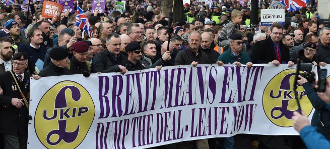 Protesto extrema-direita Reino Unido