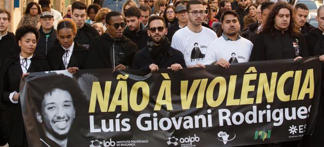 Manifestação de protesto pelo homicídio de Luis Giovani